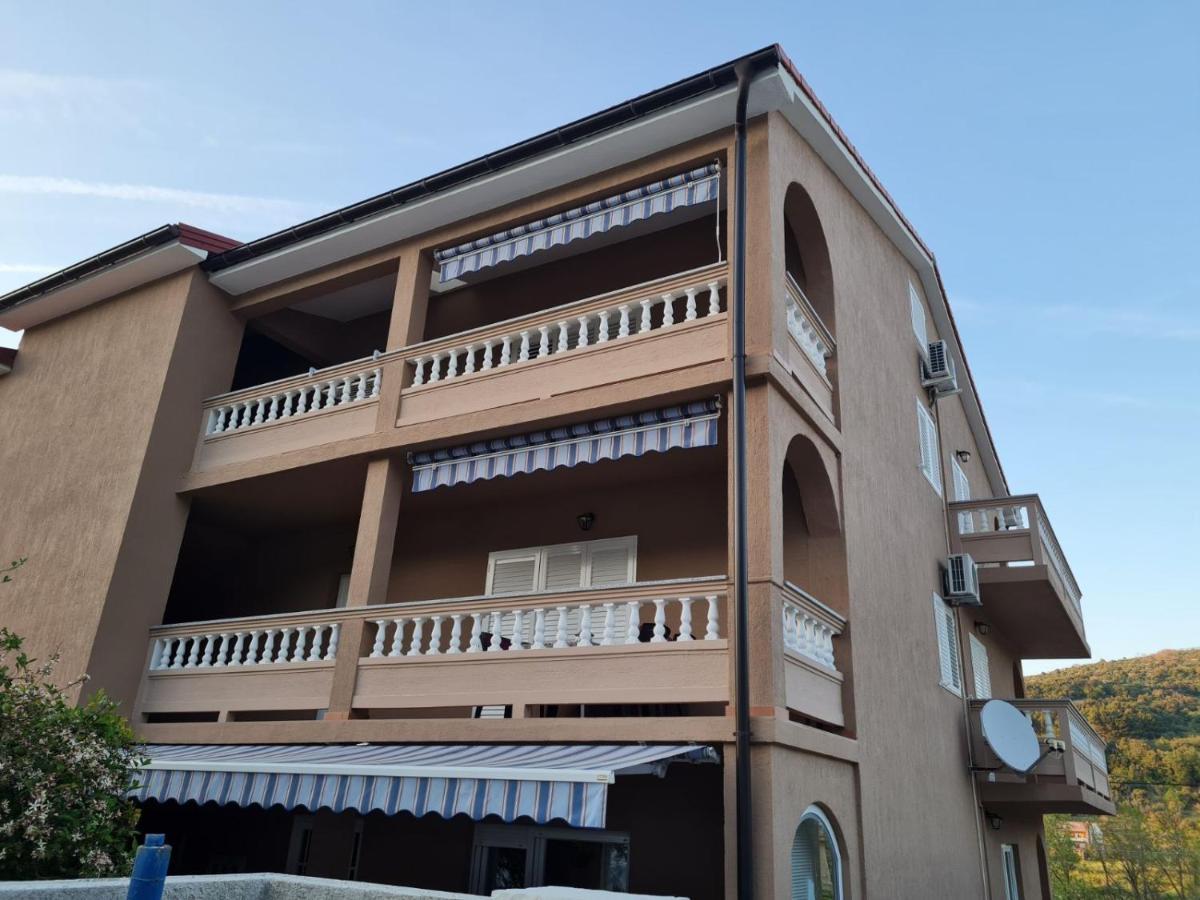 Apartments Nada Mundanije Exterior photo